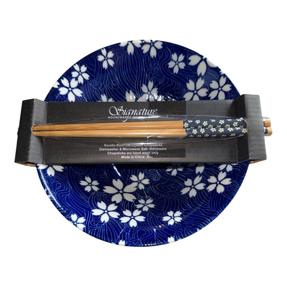Signature Navy and White Blossom Noodle bowl Set NWT